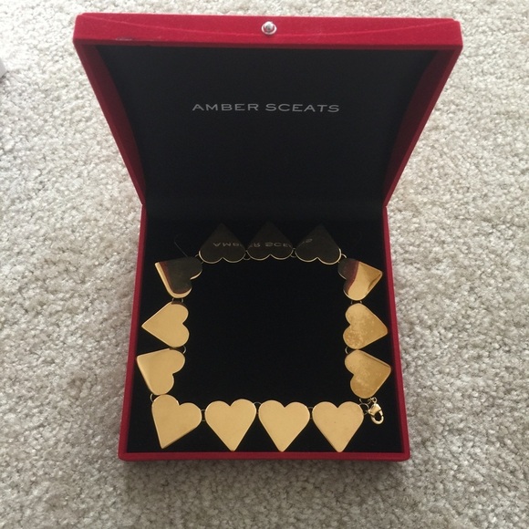 Amber Sceats rose gold color heart necklace - Picture 3 of 6